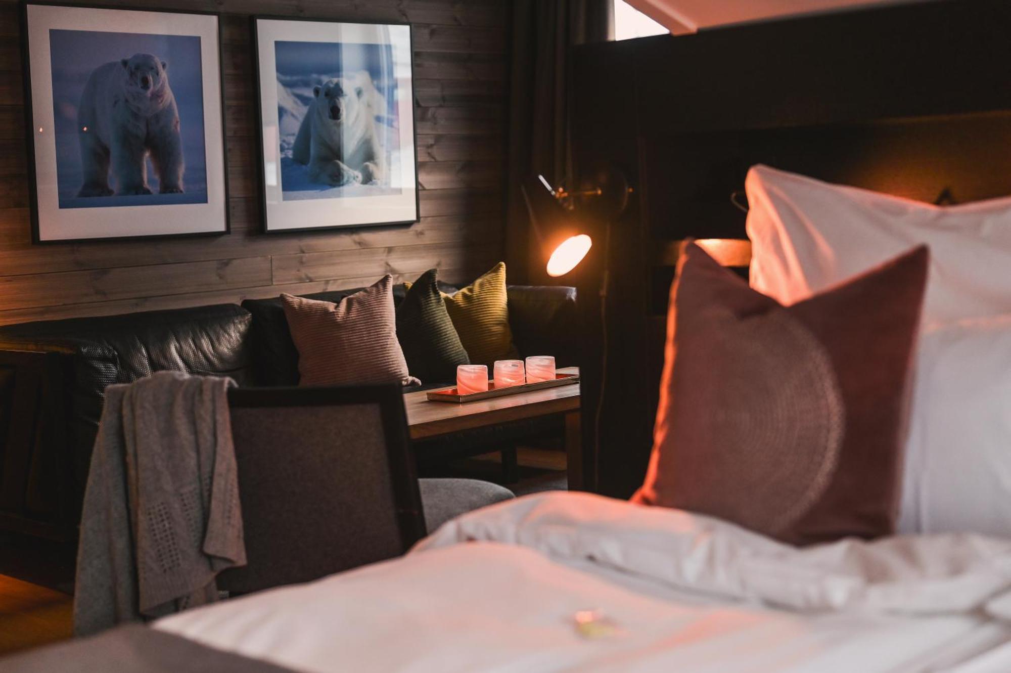 Svalbard Hotell | Polfareren Longyearbyen Exterior foto