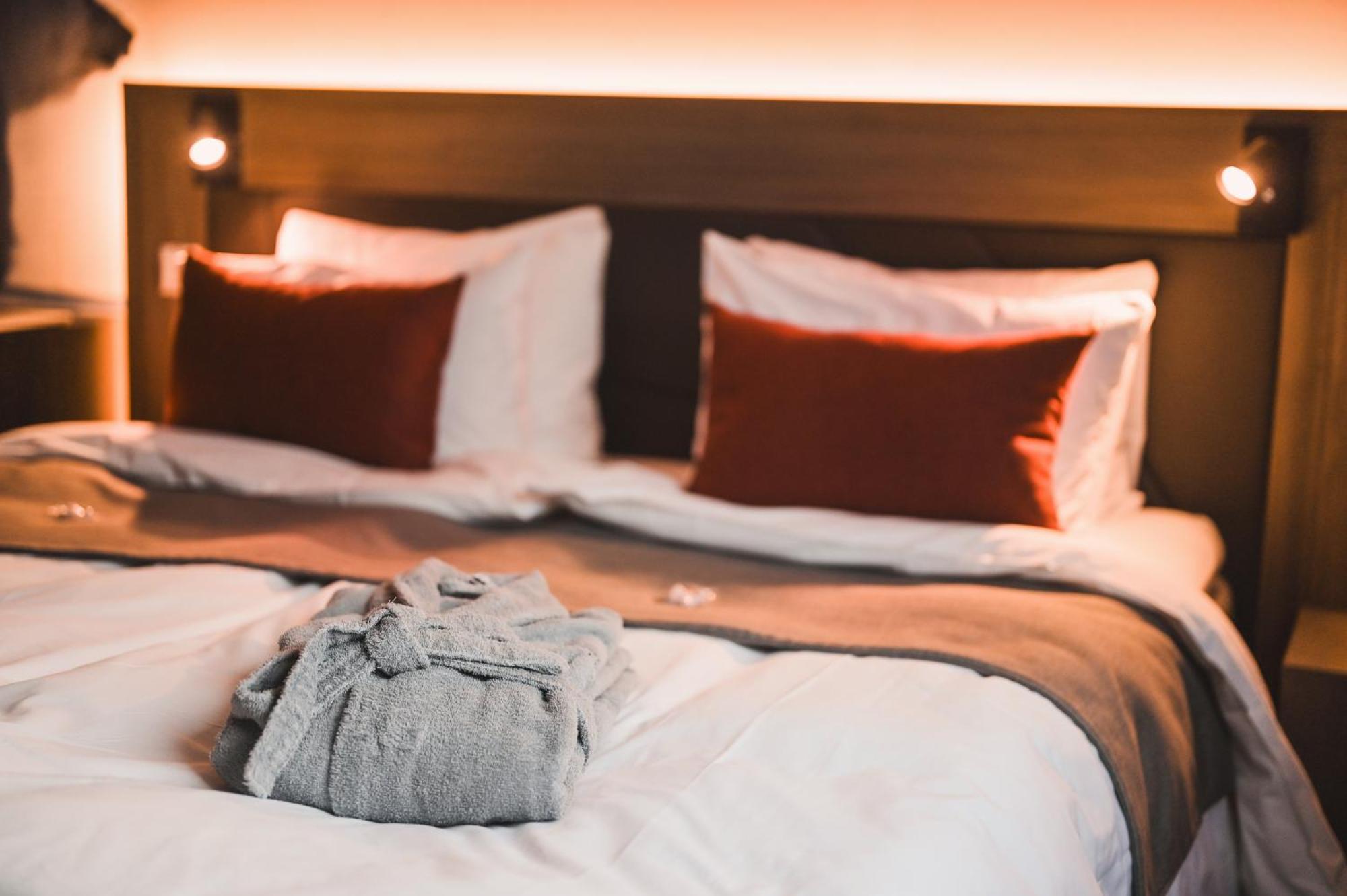 Svalbard Hotell | Polfareren Longyearbyen Exterior foto