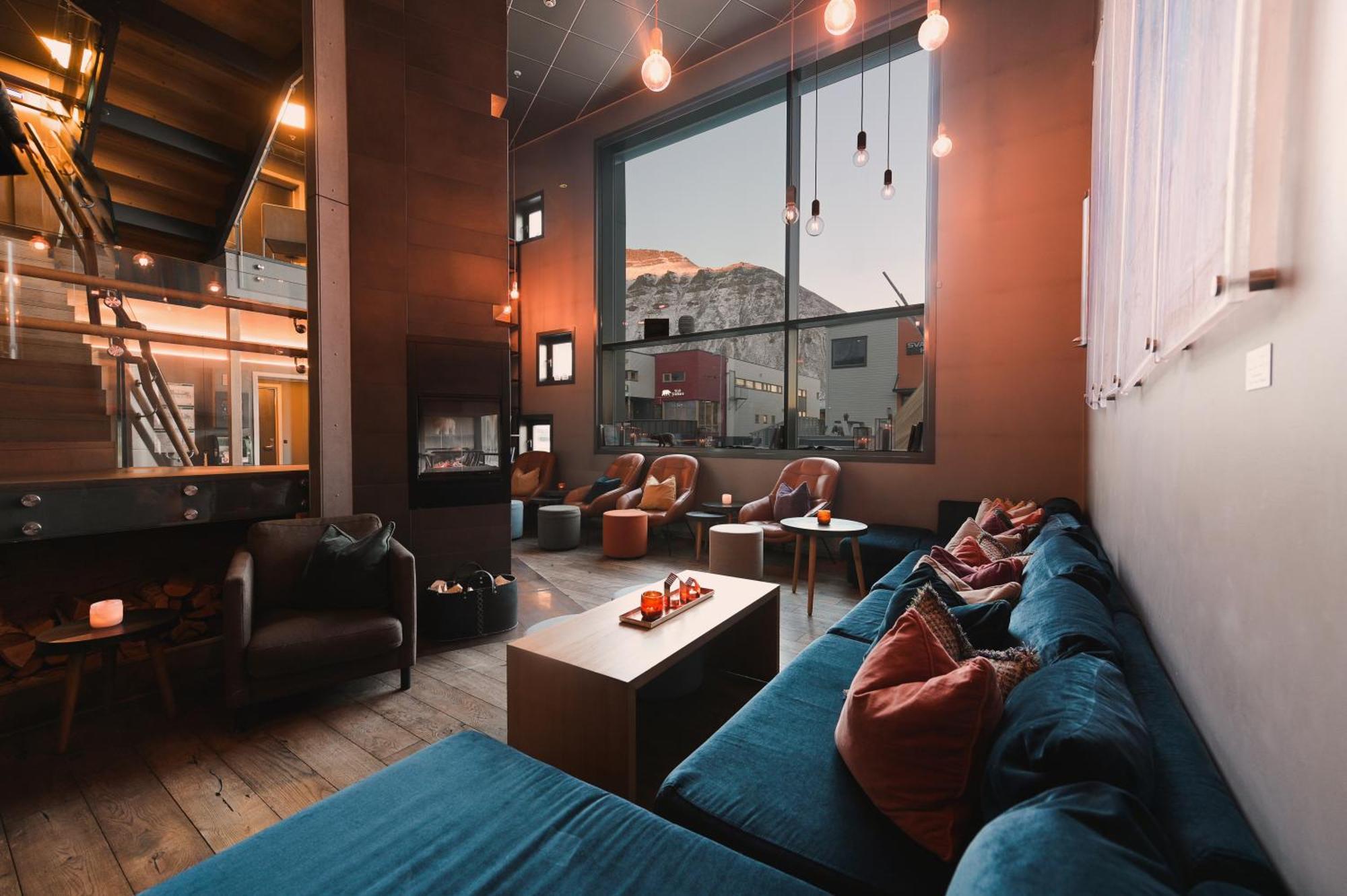 Svalbard Hotell | Polfareren Longyearbyen Exterior foto